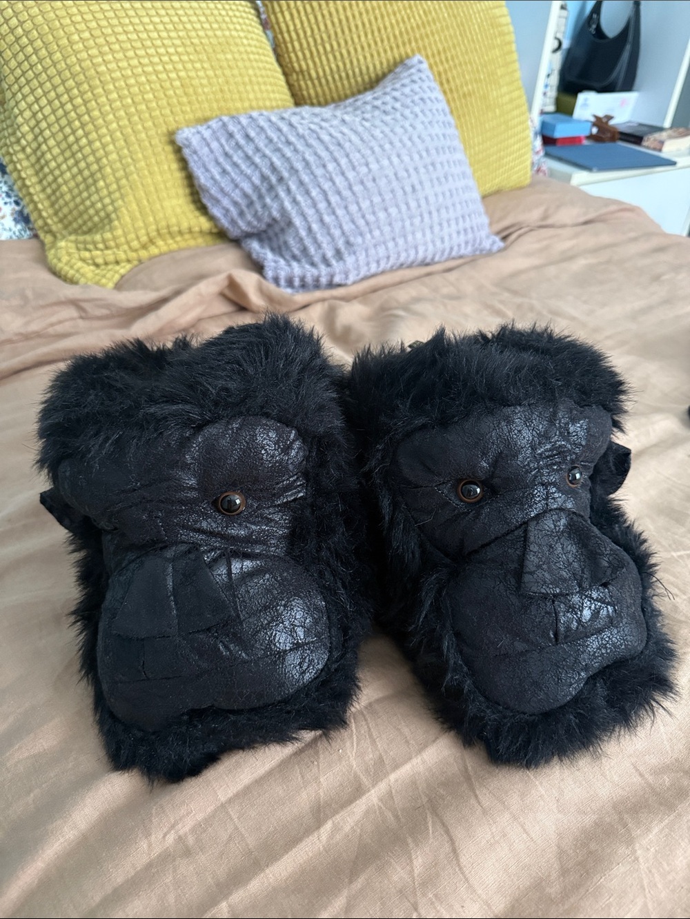 Puebco Black Gorilla Plush Slippers